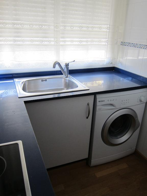 Apartamentos Valencia Bilik gambar