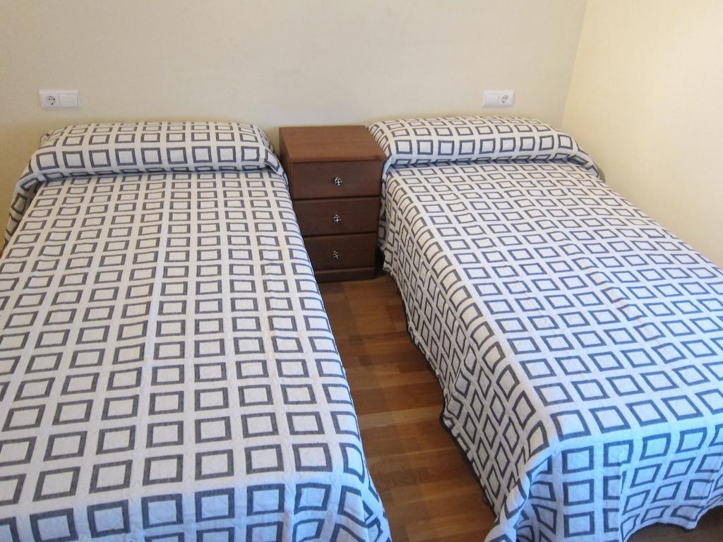 Apartamentos Valencia Bilik gambar