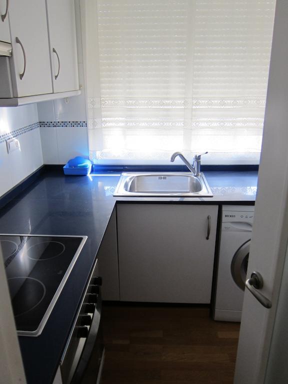 Apartamentos Valencia Bilik gambar